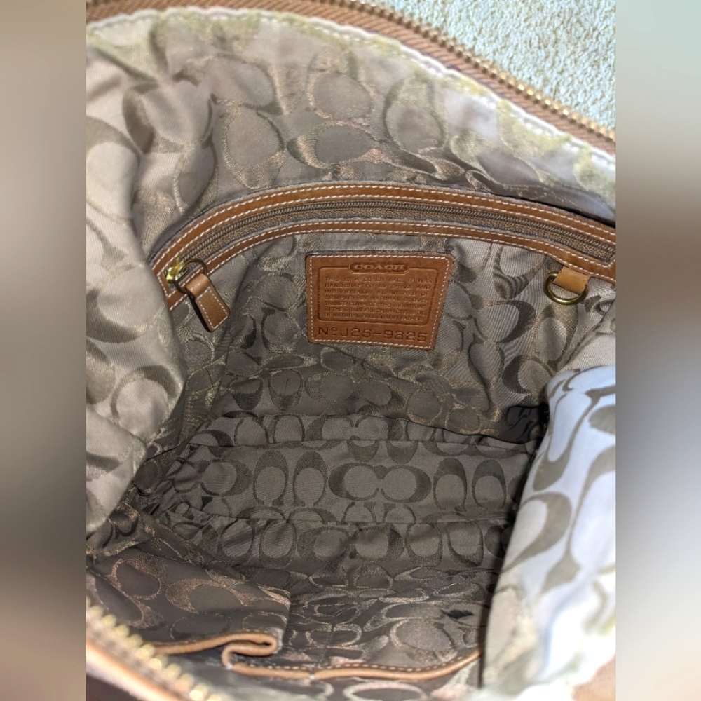 Coach Rustic Crossbody - Picture 5 of 9